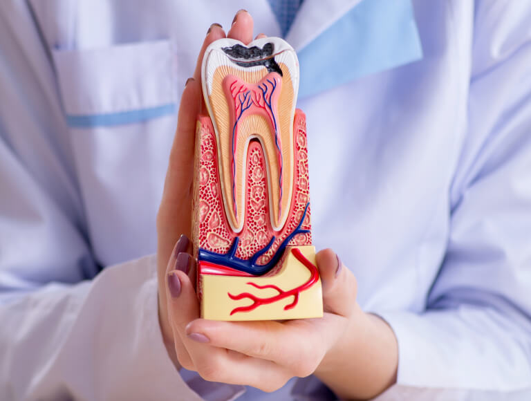 Experiencing Tooth Pain or Sensitivity?